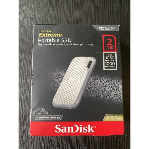 SanDisk Extreme Portable SSD 2TB USB-C SDSSDE51-2TOO-AW25 (Open Box)